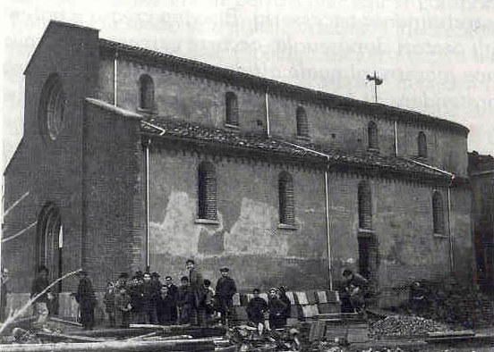 Foto storica dell'esterno della Chiesa prima dei lavori